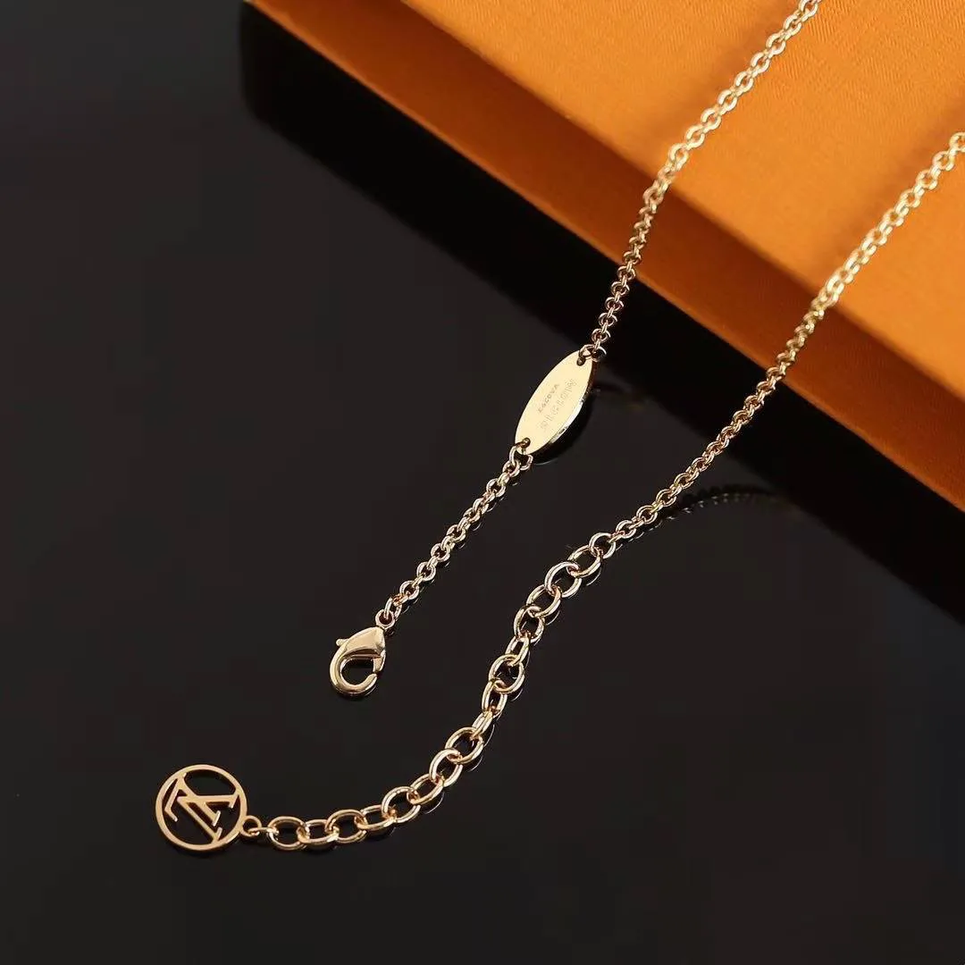 M01215 Iconic Enamel Necklace Initials and Monogram Flower Charms