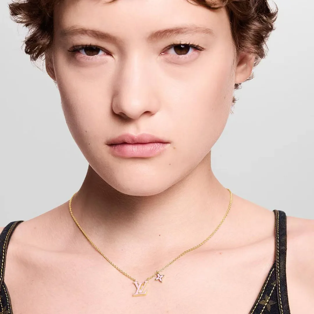 M01215 Iconic Enamel Necklace Initials and Monogram Flower Charms