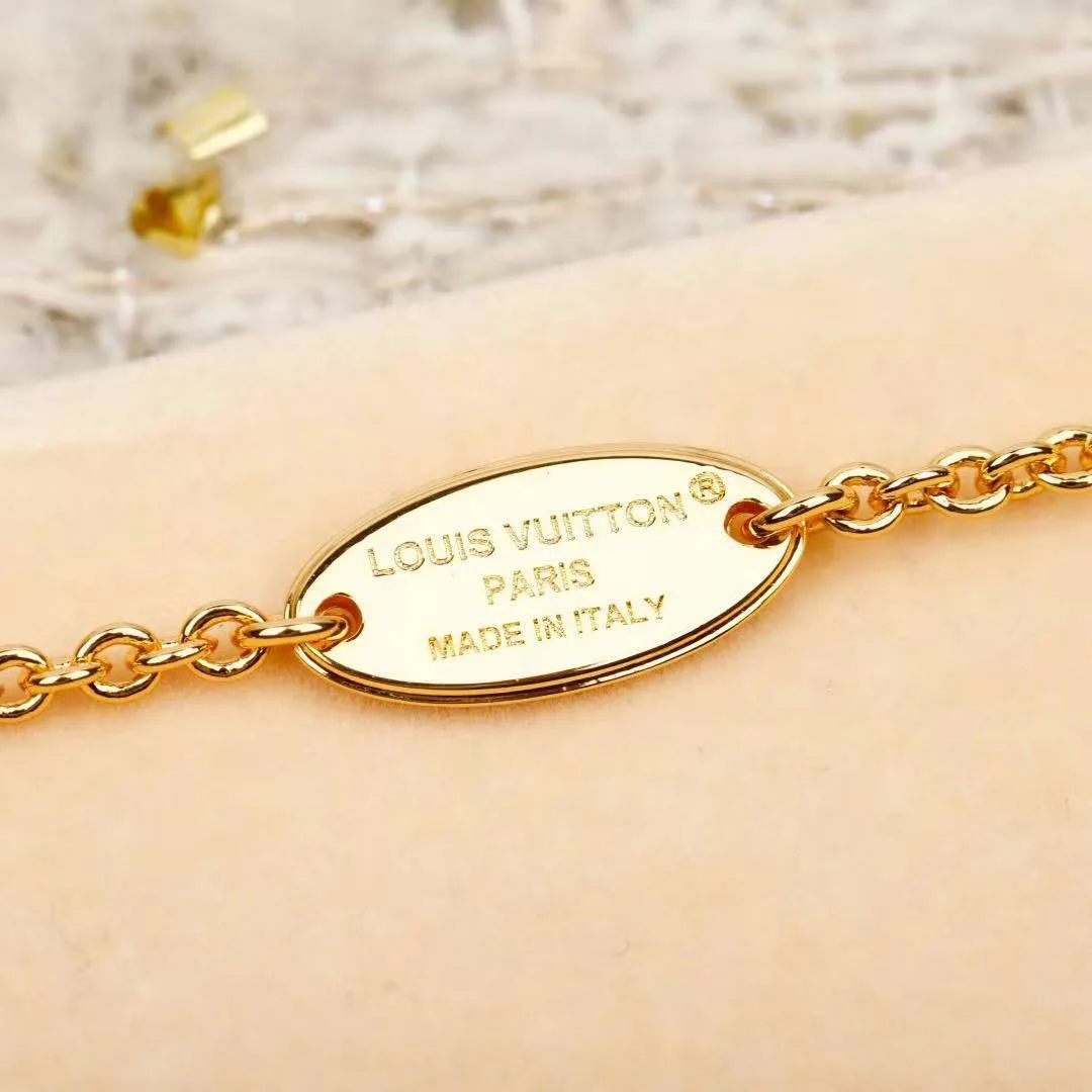 M03263 Script Necklace Adjustable Chain with Circle Charm