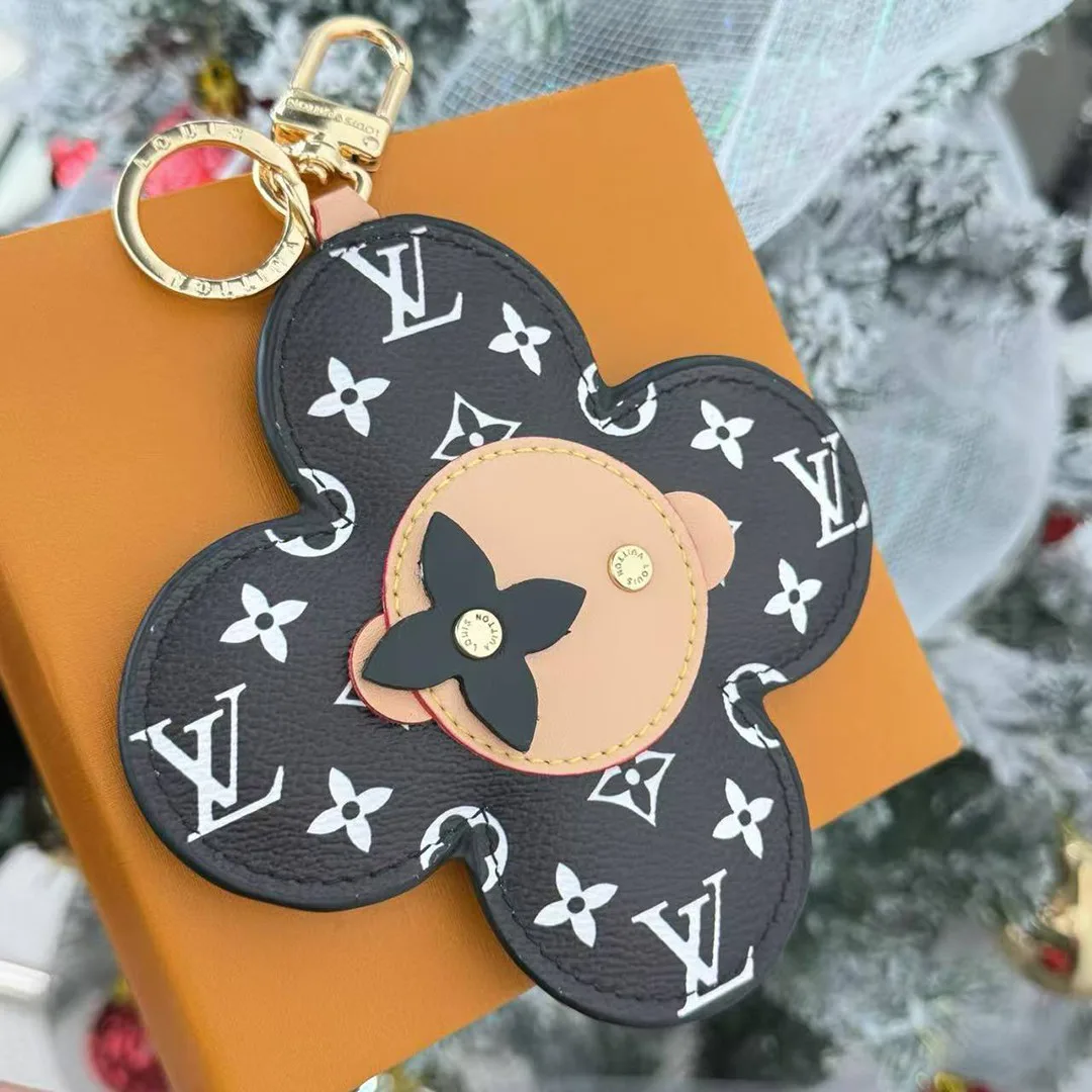 M03819 Vivienne Bag Charm Monogram Vivienne Character