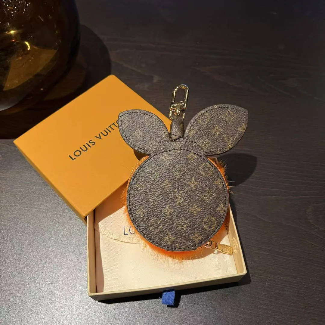 M03221 Clementine Pouch Monogram Leather and Mink Fur