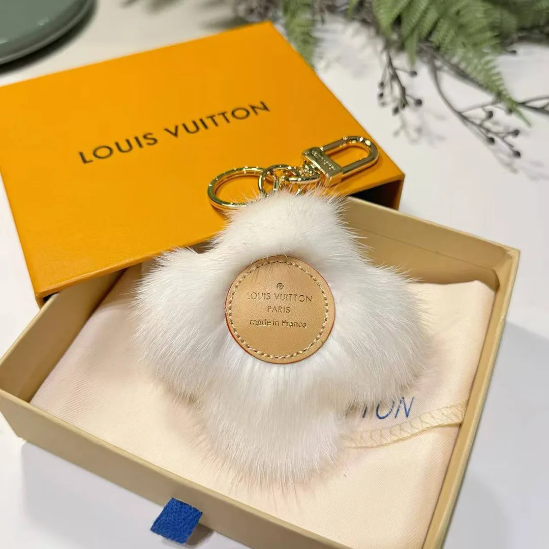 M02300 Vivienne Fur Key Holder Mink Fur and Leather