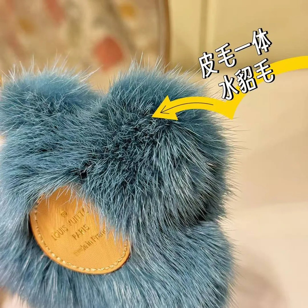 M03820 Vivienne Fur Key Holder Mink Fur and Leather
