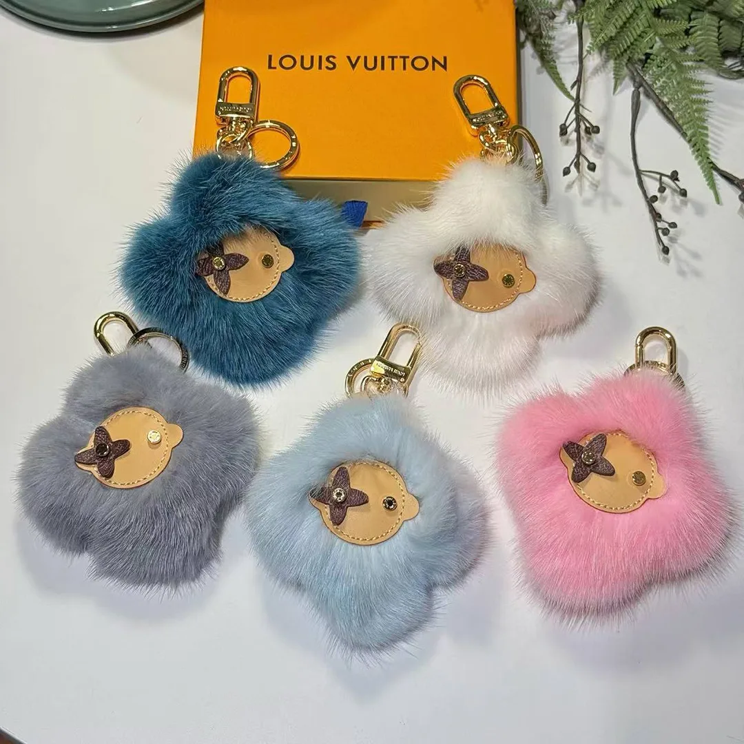 M01447 Vivienne Fur Key Holder Mink Fur and Leather