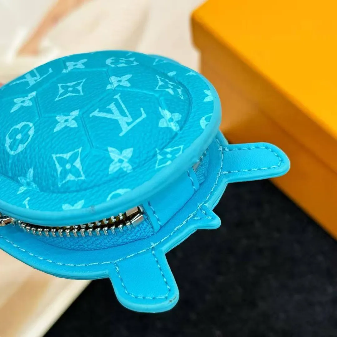 M02049 Turtle Pouch Bag Charm Monogram Leather