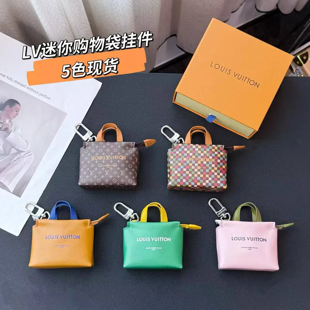 M03136 Mini Shopper Bag Charm