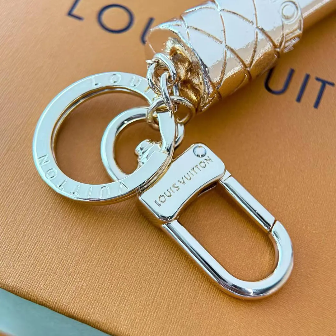 M03006 Lipstick Bag Charm