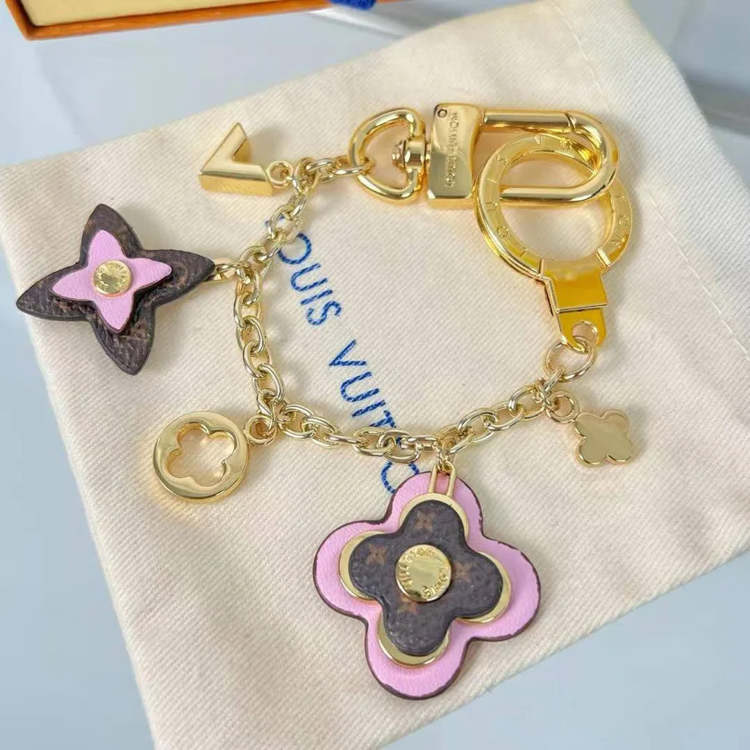 M01414 Blooming Flowers Chain Bag Charm Monogram Flower and V Charms
