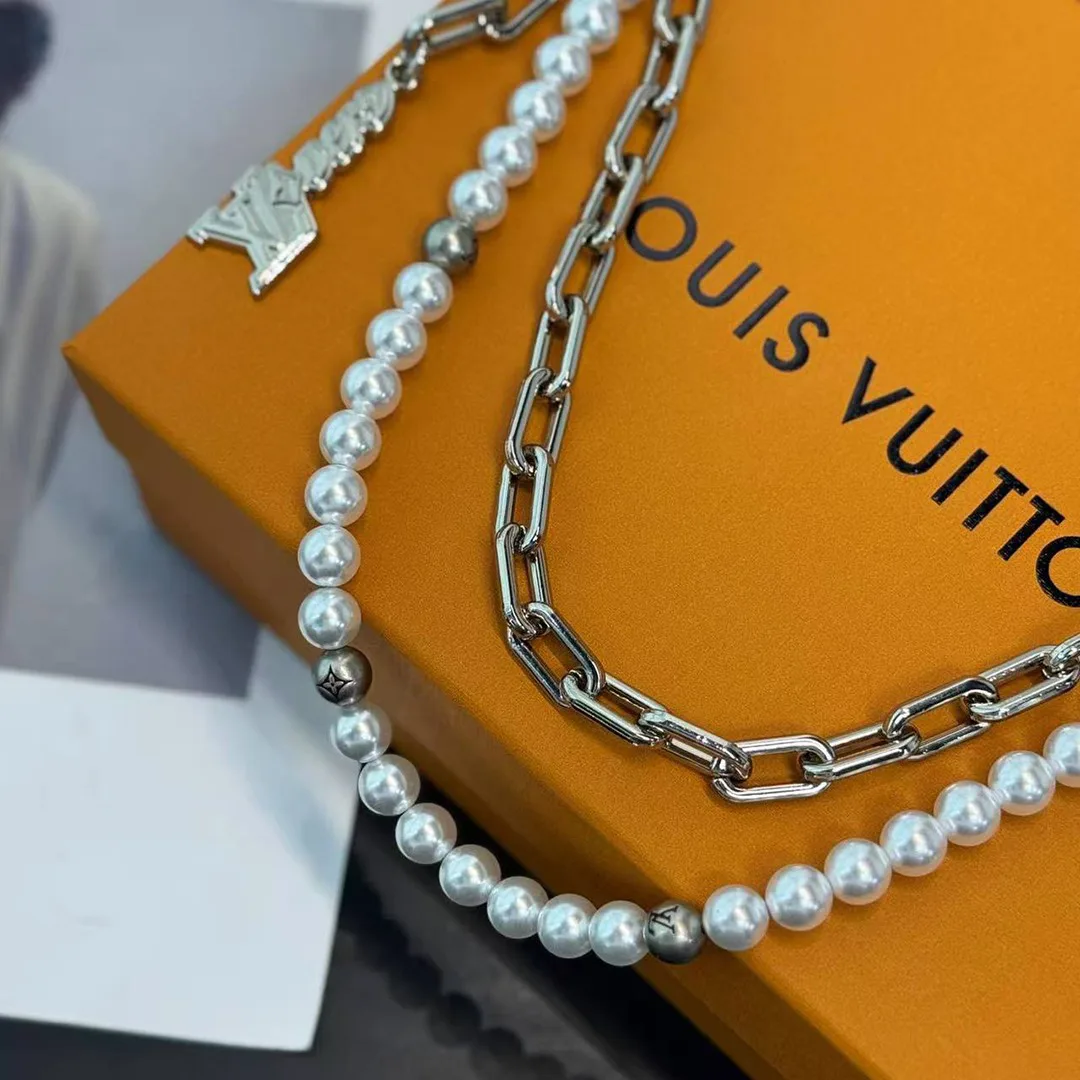 M02606 Pearls Chain Belt and Bag Charm