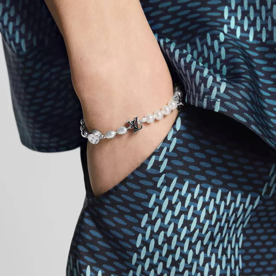 M1556A Pearls Fusion Bracelet Monogram Flowers and Initials