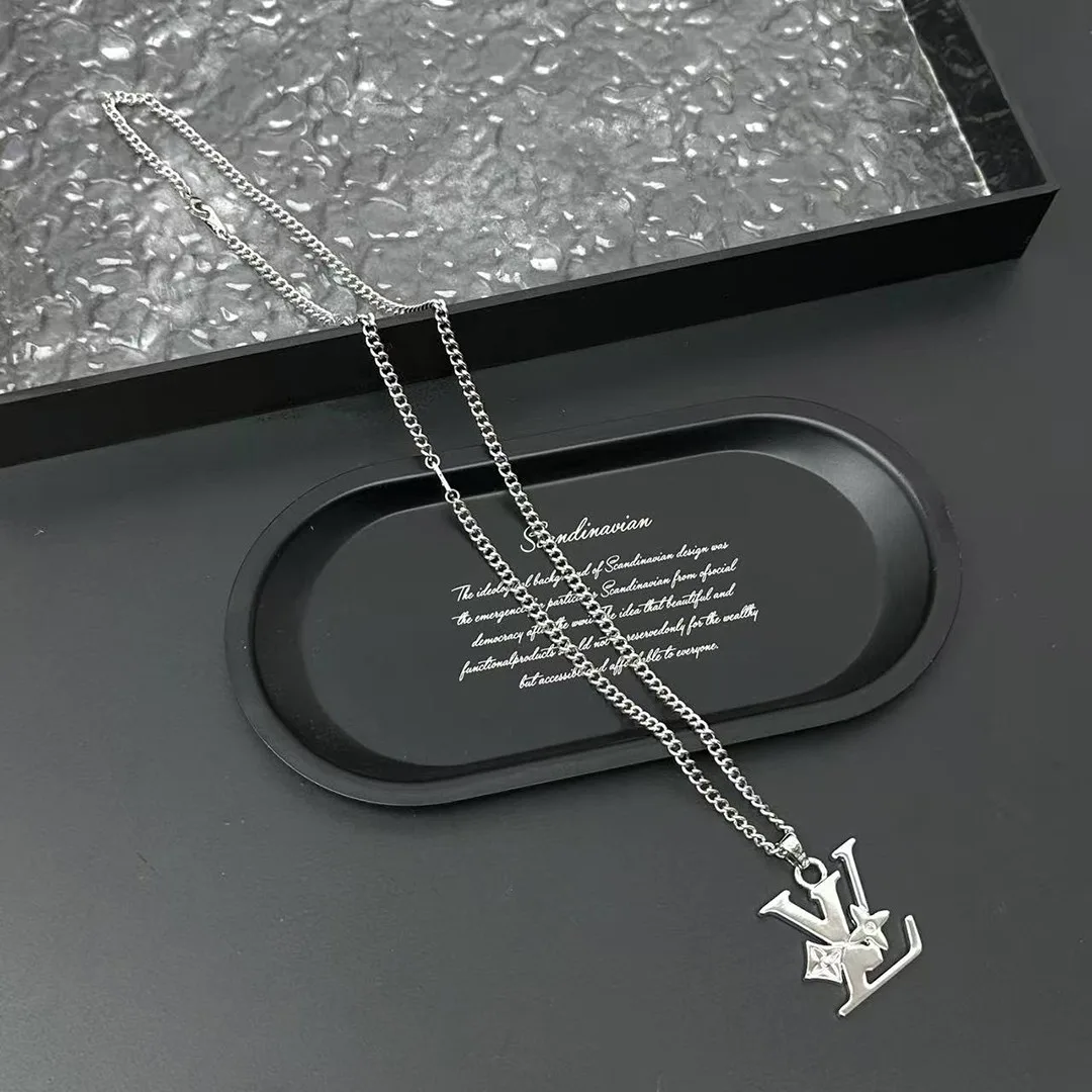 M02254 Monogram Row Pendant Monogram Flowers and the Initials
