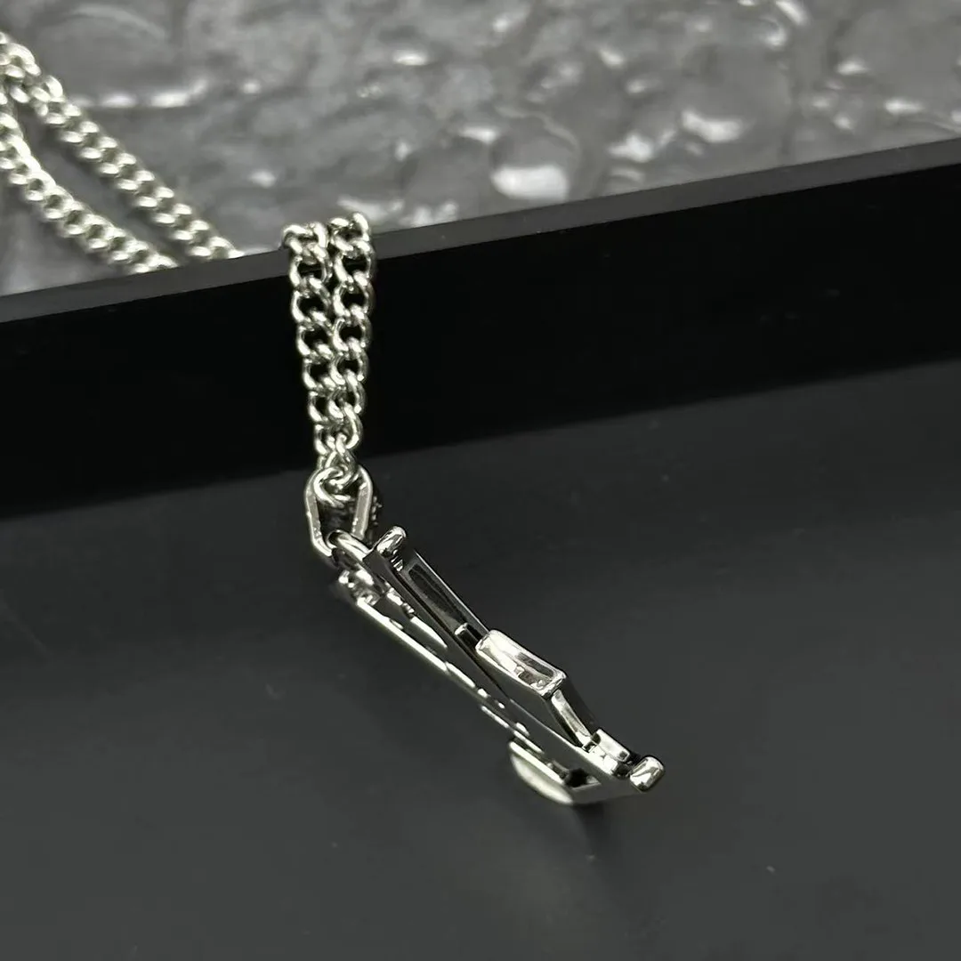 M02254 Monogram Row Pendant Monogram Flowers and the Initials