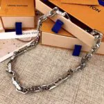 M00307 Monogram Chain Necklace Monogram Pattern - M00677 2 M00307 Monogram Chain Necklace Monogram Pattern