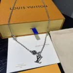 M02747 Dimension Charm - M02565 1 M02747 Dimension Charm