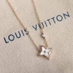 Q93892 Color Blossom BB Star Pendant Pink Gold White Mother of Pearl and Diamond Monogram Flower - M03090 1 Q93892 Color Blossom BB Star Pendant Pink Gold White Mother of Pearl and Diamond Monogram Flower