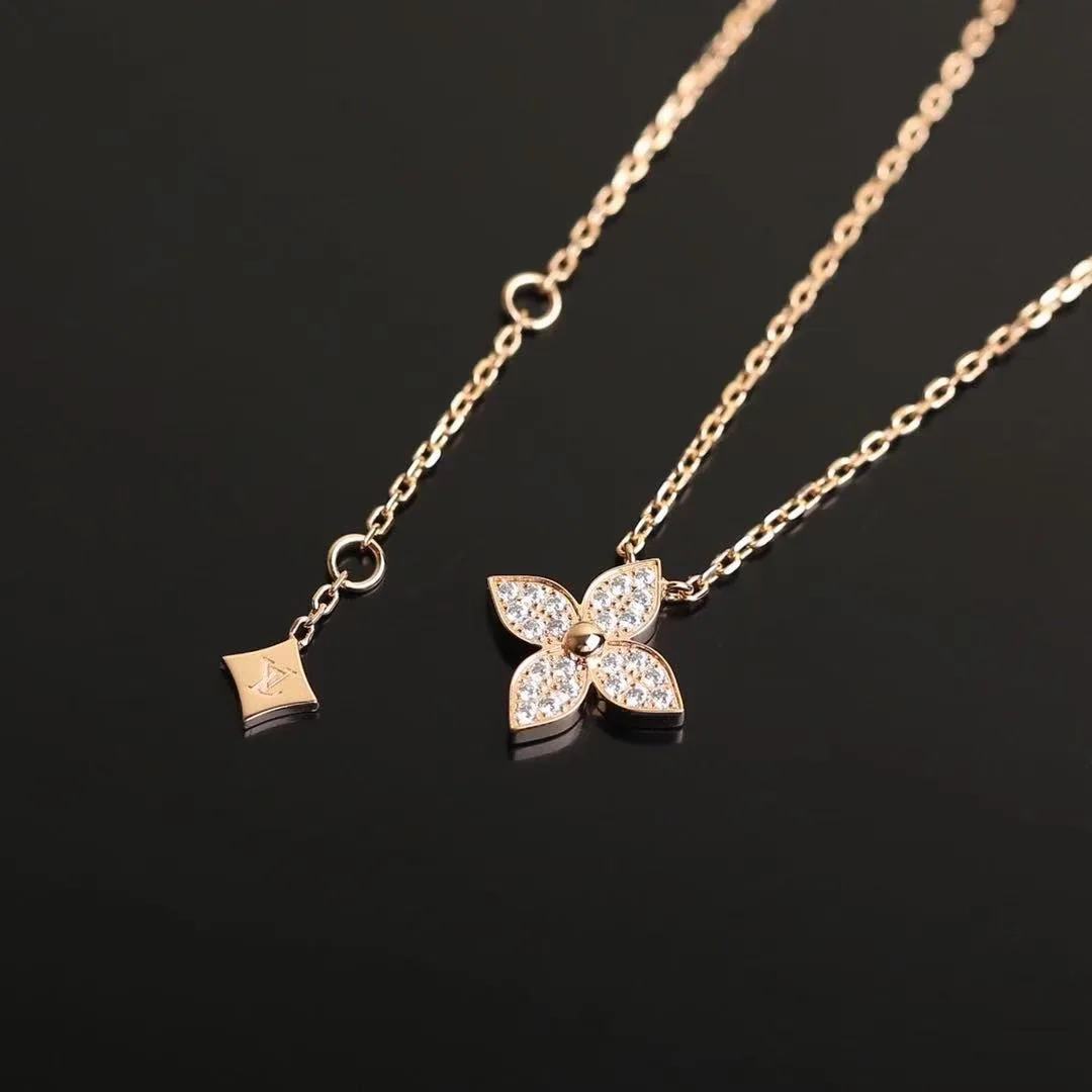 Q93710 Idylle Blossom Pendant Pink Gold And Diamonds Monogram Flower