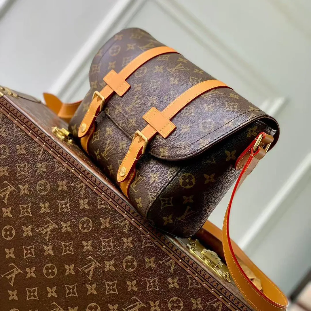 M28115 Christopher Messenger Monogram Archive Coated Canvas Handbag