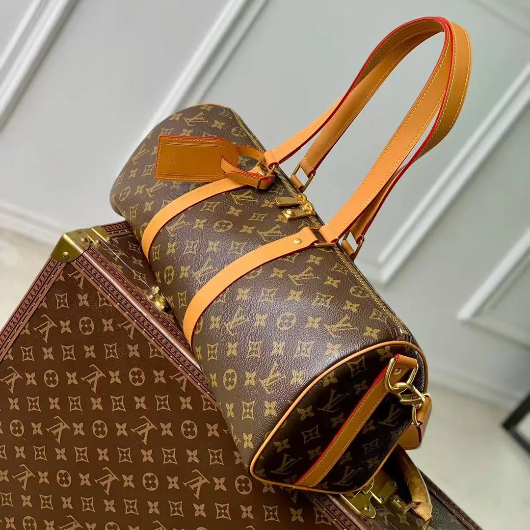 M28116 Needle Bag Monogram Coated Canvas