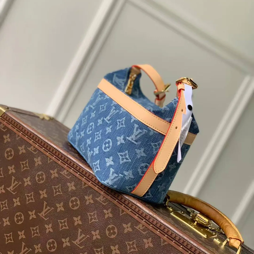 M27945 Cruiser Toiletry Bag Handbag Monogram Blue Denim