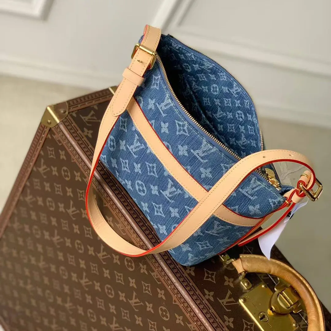 M27945 Cruiser Toiletry Bag Handbag Monogram Blue Denim