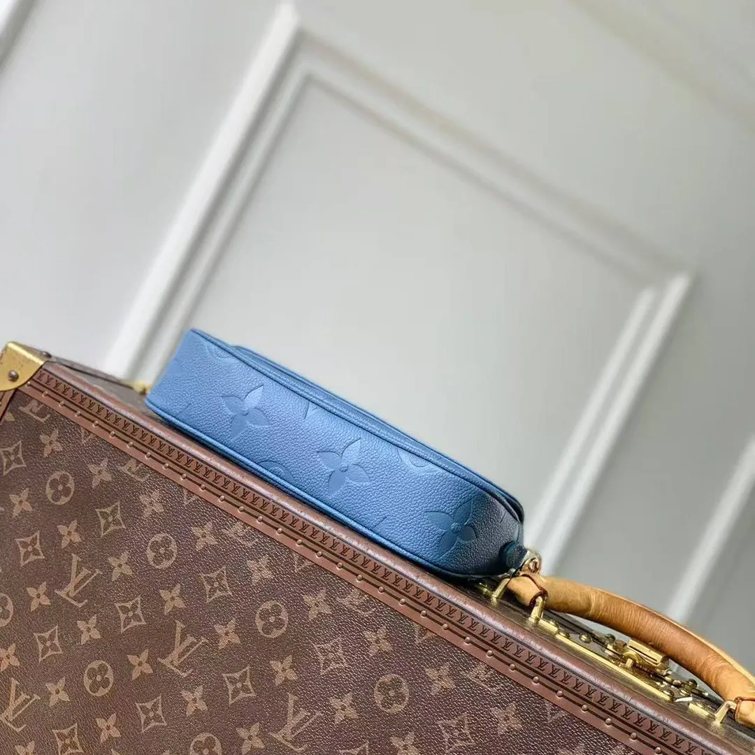 M27755 Wallet On Chain Ivy Handbag Monogram Empreinte Leather