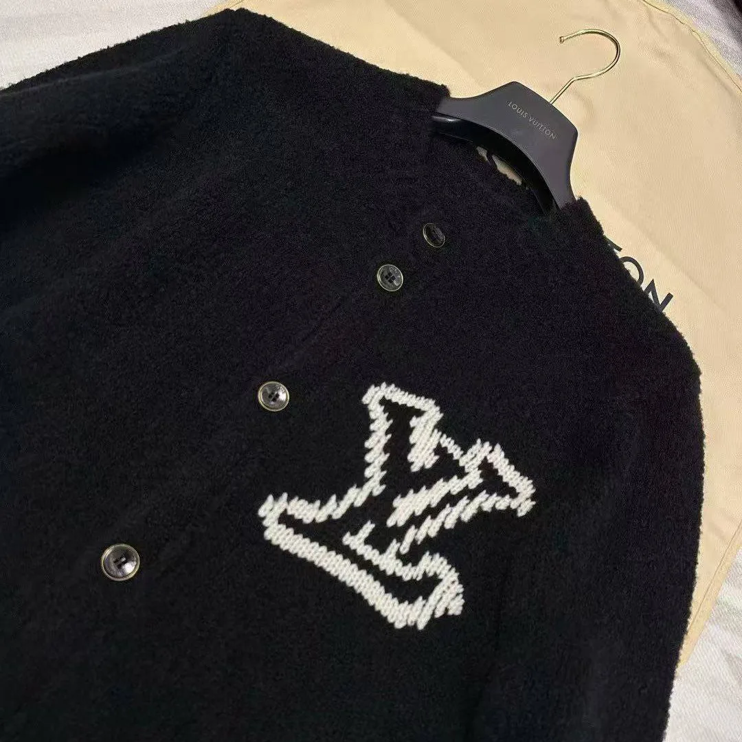 1AJBXP Chunky Intarsia Signature Cardigan Black Wool