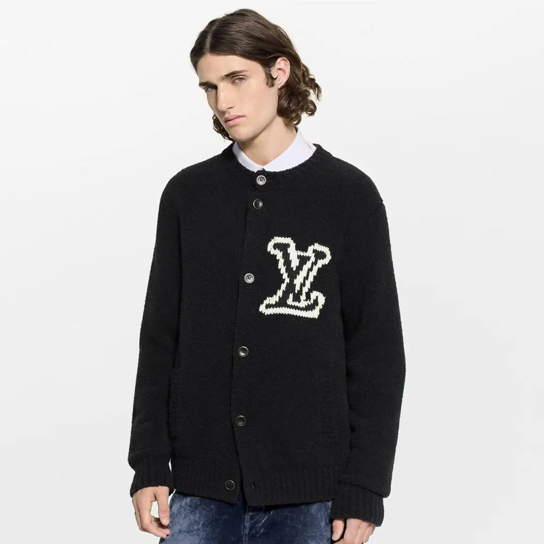 1AJBXP Chunky Intarsia Signature Cardigan Black Wool