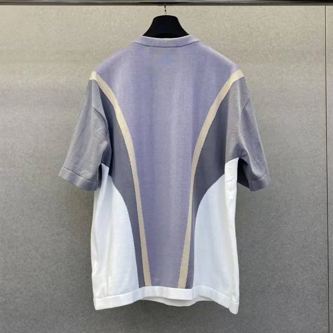 1AJR72 Graphic Cotton Jacquard Short-Sleeved Crewneck Embossed Beneath Front Collar Cotton