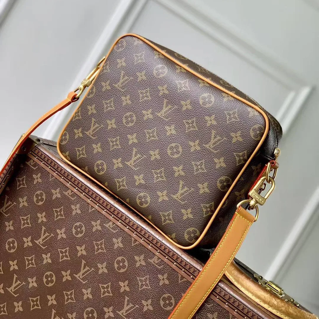 M27852 Nil GM Monogram Archive Coated Canvas