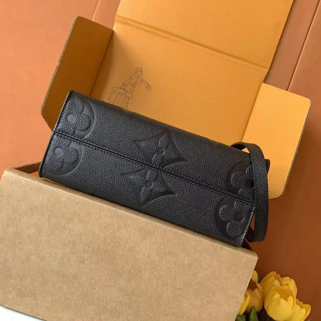 M45653 OnTheGo PM Monogram Empreinte Leather