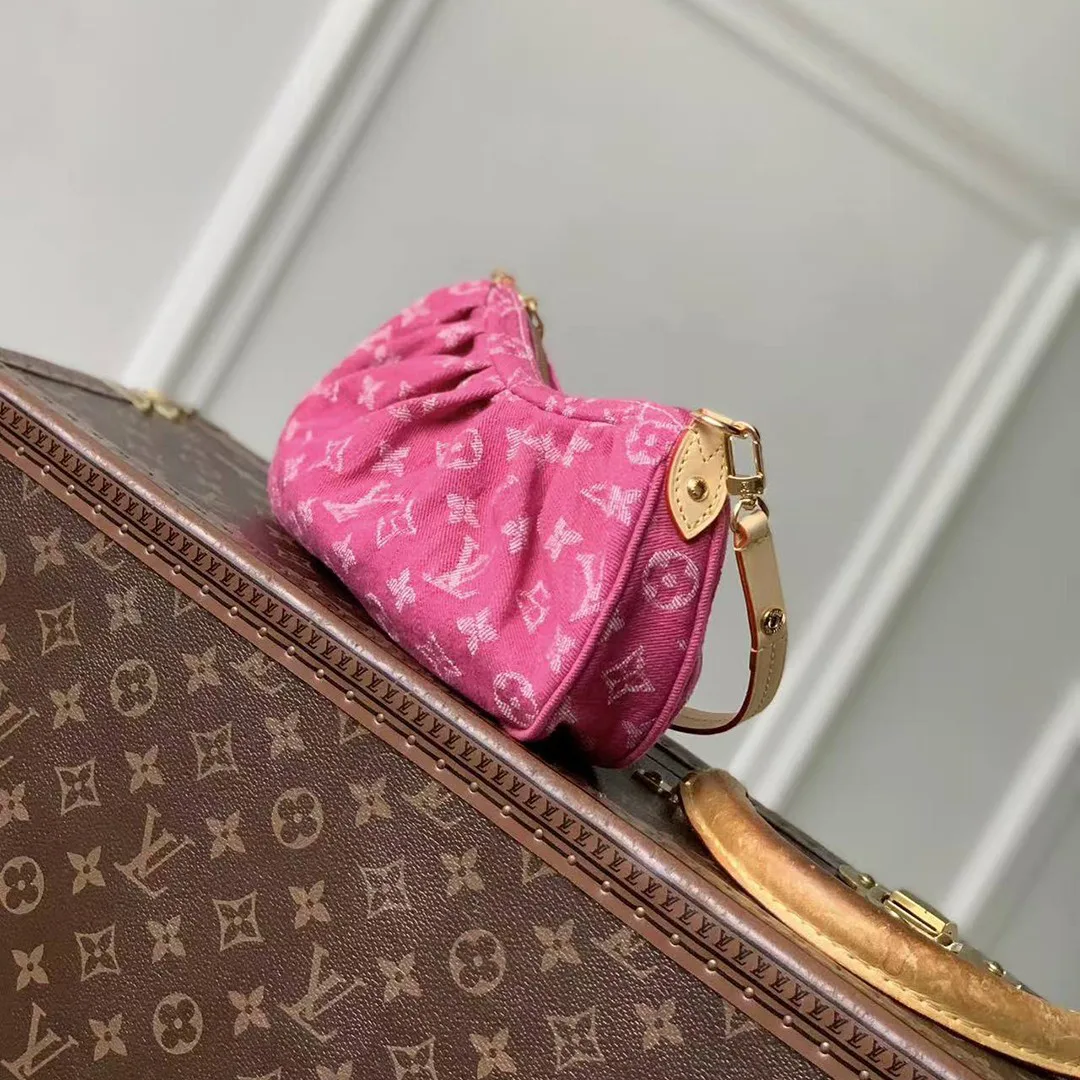 M28327 Pochette Valley Monogram Fuchsia Denim