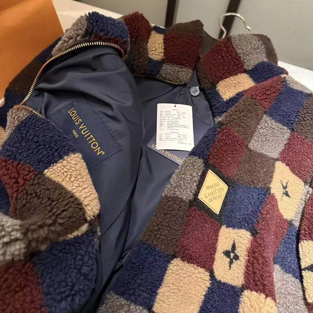 1AJCAT Damier Fleece Blouson Monogram Flower