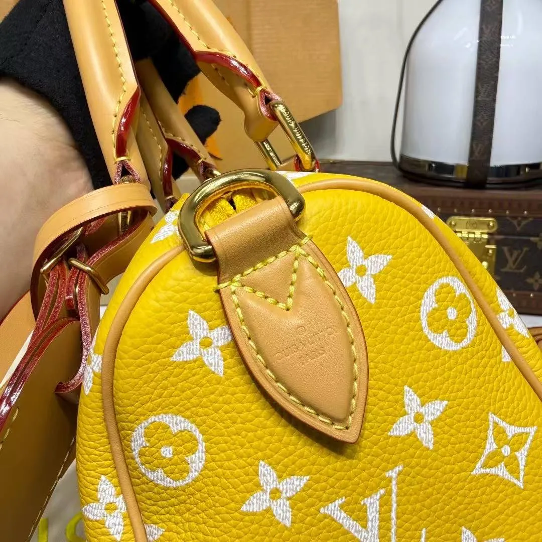 M28186 Speedy P9 Bandoulière 20 Yellow Monogram Calfskin Leather
