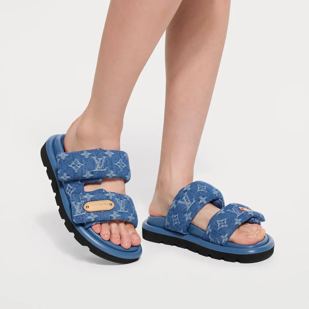 1AJN80 Pool Pillow Comfort Mule Monogram Denim