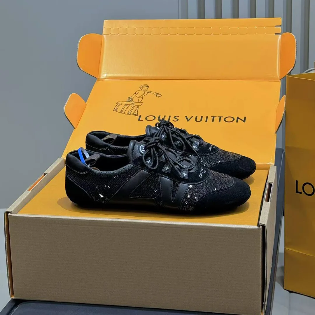 1AHND2 L.V Sneakerina Sequins