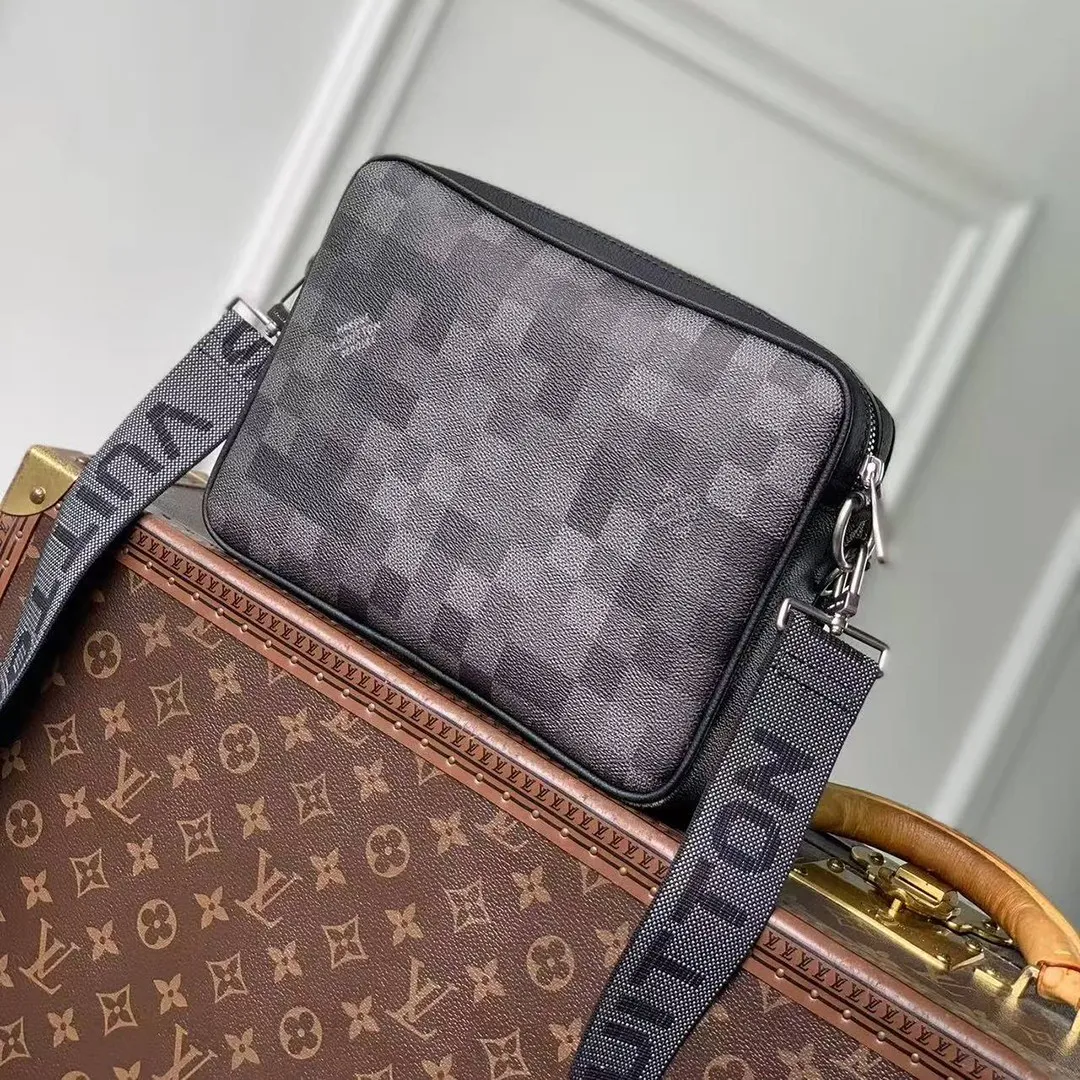 M28602 Trio Messenger Black Damouflage Coated Canvas
