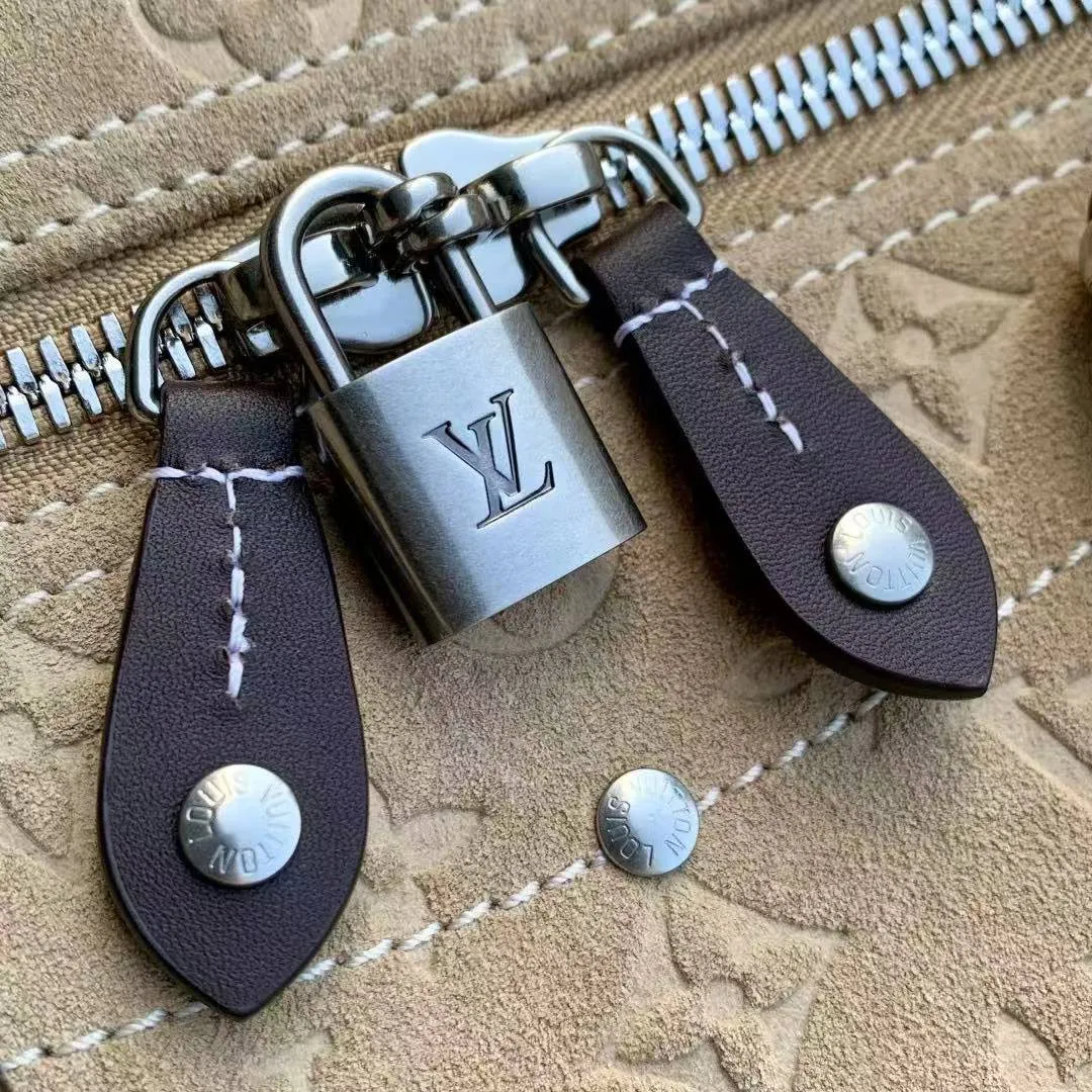 M26127 Keepall Bandoulière 50 Tan Monogram Suede Leather