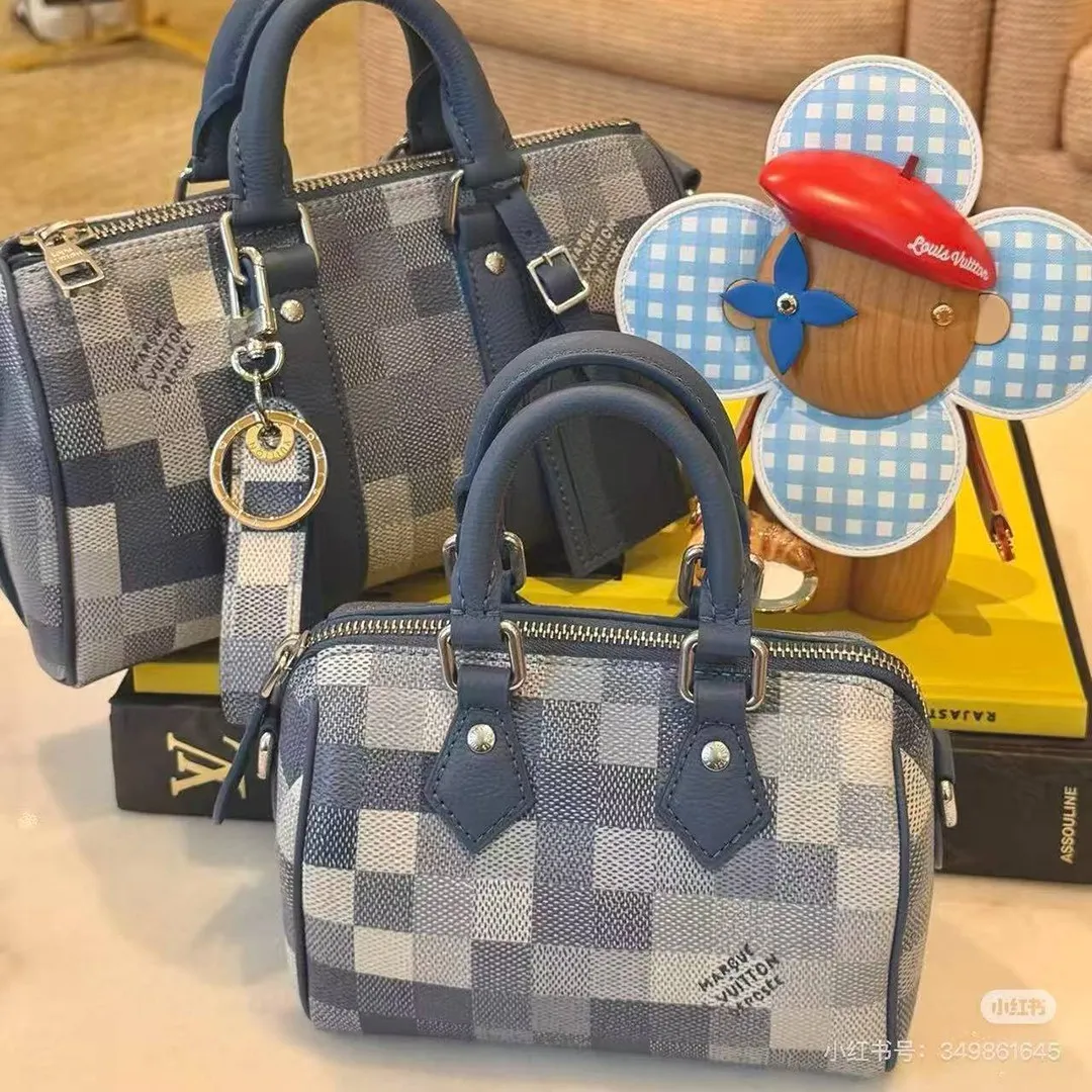 M28600 Keepall Bandoulière 25 Bag Indigo Blue Damoflage Coated Canvas Handbags