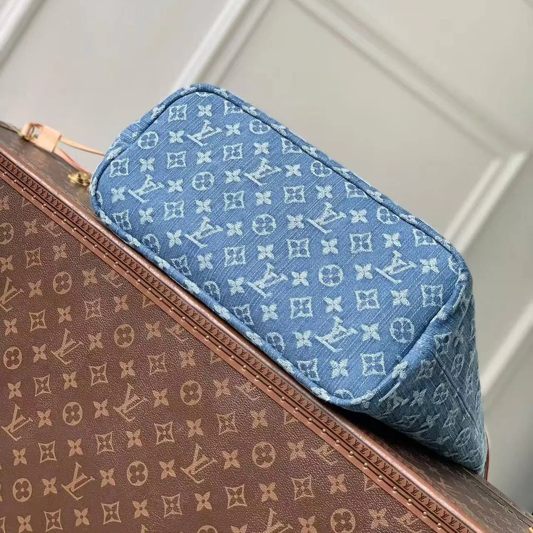 M28052 Neverwoof MM Blue Denim Monogram Denim