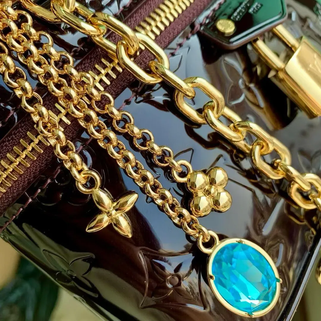 M28334 Vanity Chain Pouch Datewood Varnished Cowhide Leather