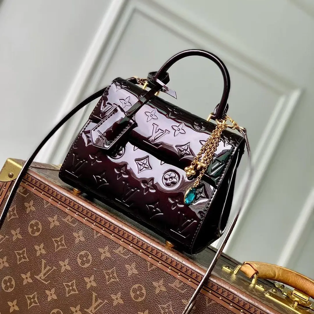 M27173 Cluny Mini Datewood Varnished Cowhide Leather