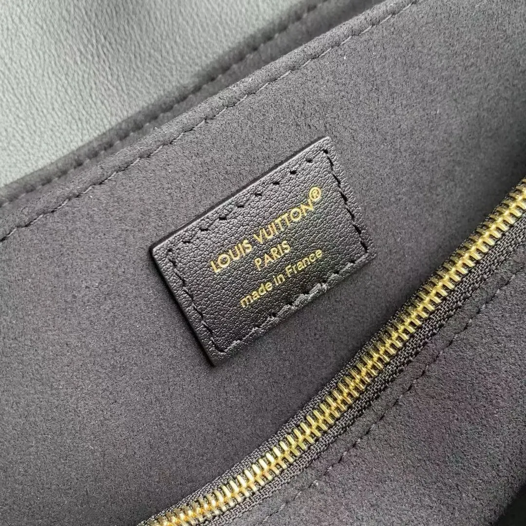 M28610 Madeleine PM Handbag Monogram Black Coated Canvas