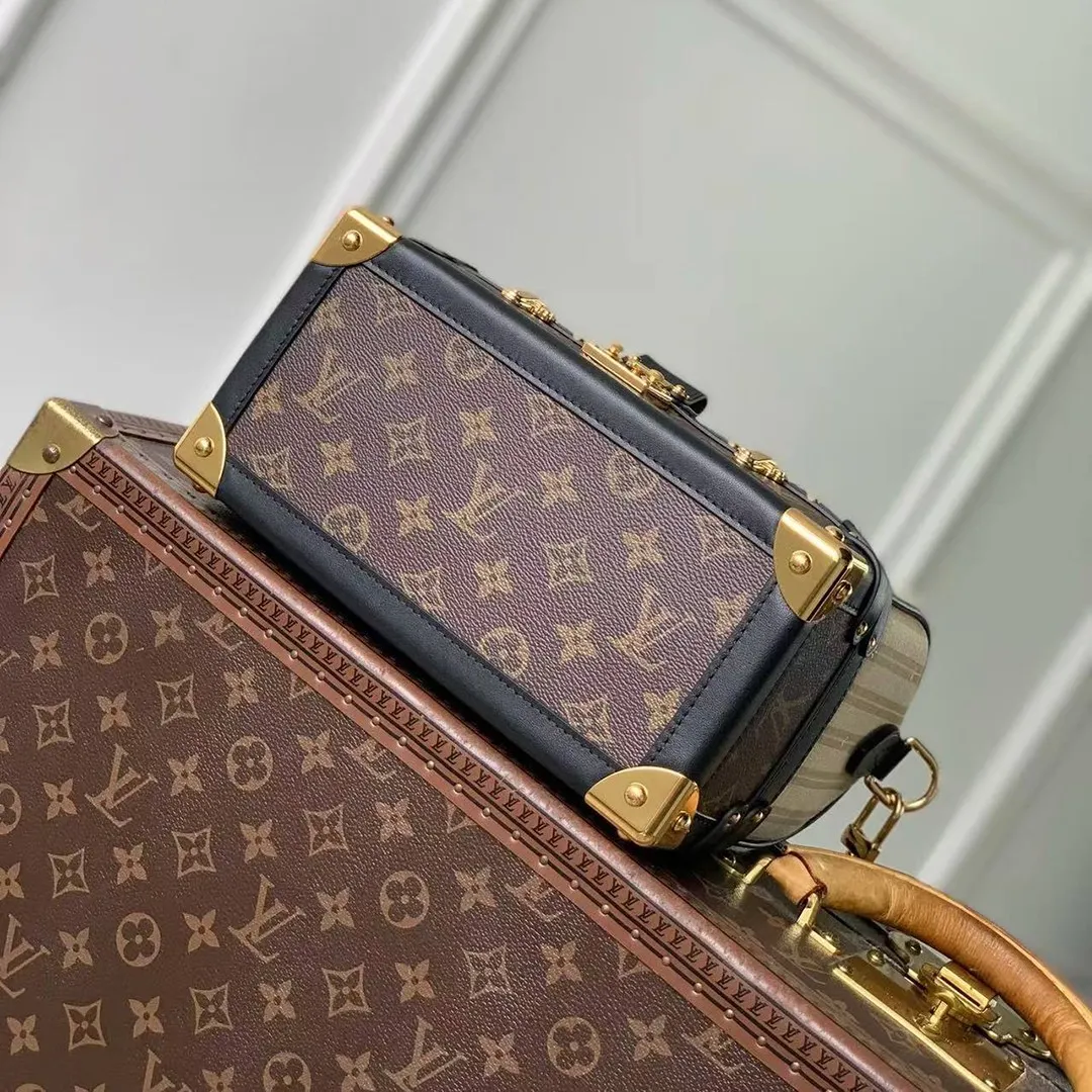 M28761 Speedy Bandoulière 22 Trunk Beige Monogram Coated Canvas and Textile