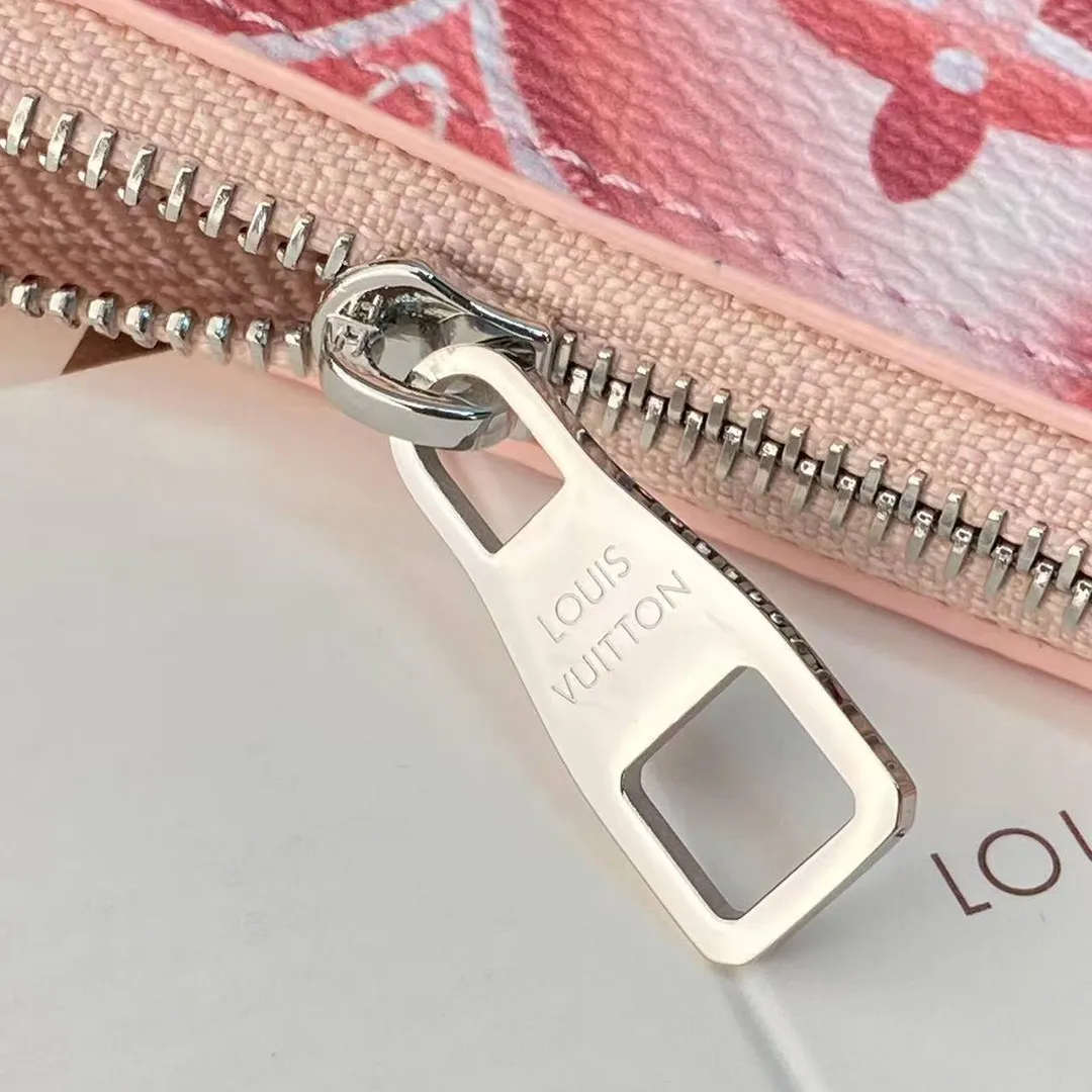 M28665 Pochette Clés XS Frozen Cotton Candy Pink Travel Accessories Monogram Heritage Monogram Ice Cubes Coated Canvas
