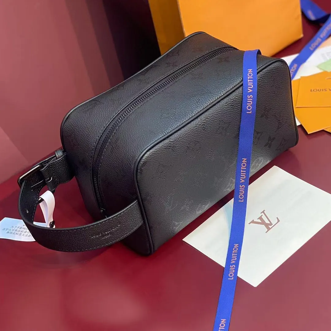 M26810 Locker Dopp Kit Monogram Midnight Coated Canvas