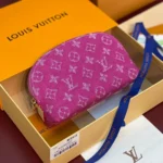 M28050 Pochette Cosmétique PM Fuchsia Monogram Denim - M27605 1 M28050 Pochette Cosmétique PM Fuchsia Monogram Denim