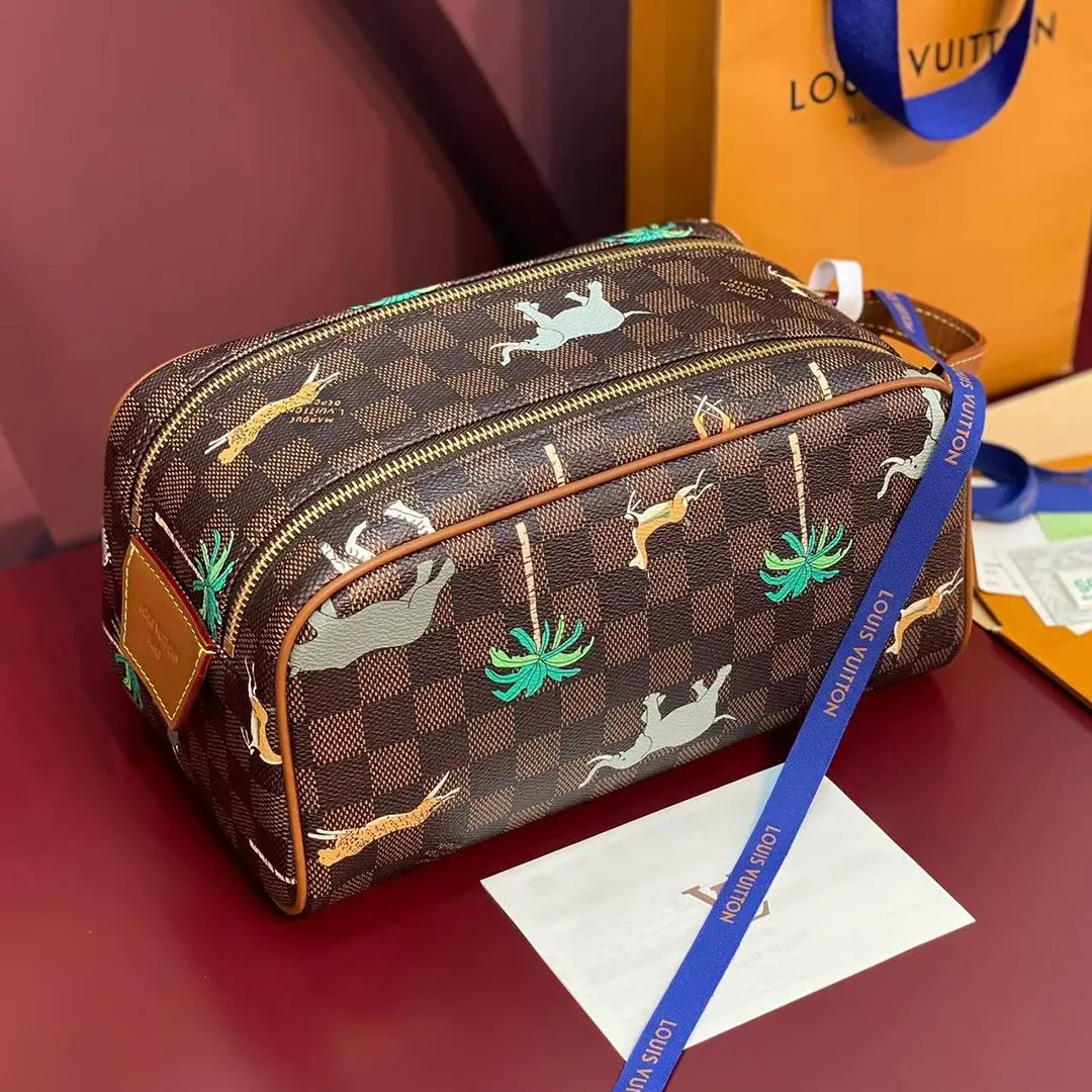 N40889 L.V x The Darjeeling Limited Dopp Kit Canvas Brown Damier Ebene Heritage Coated Canvas