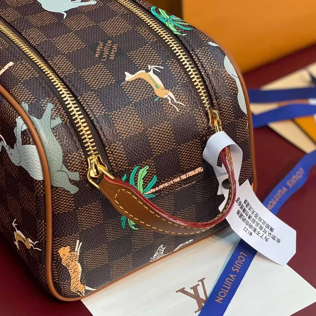 N40889 L.V x The Darjeeling Limited Dopp Kit Canvas Brown Damier Ebene Heritage Coated Canvas