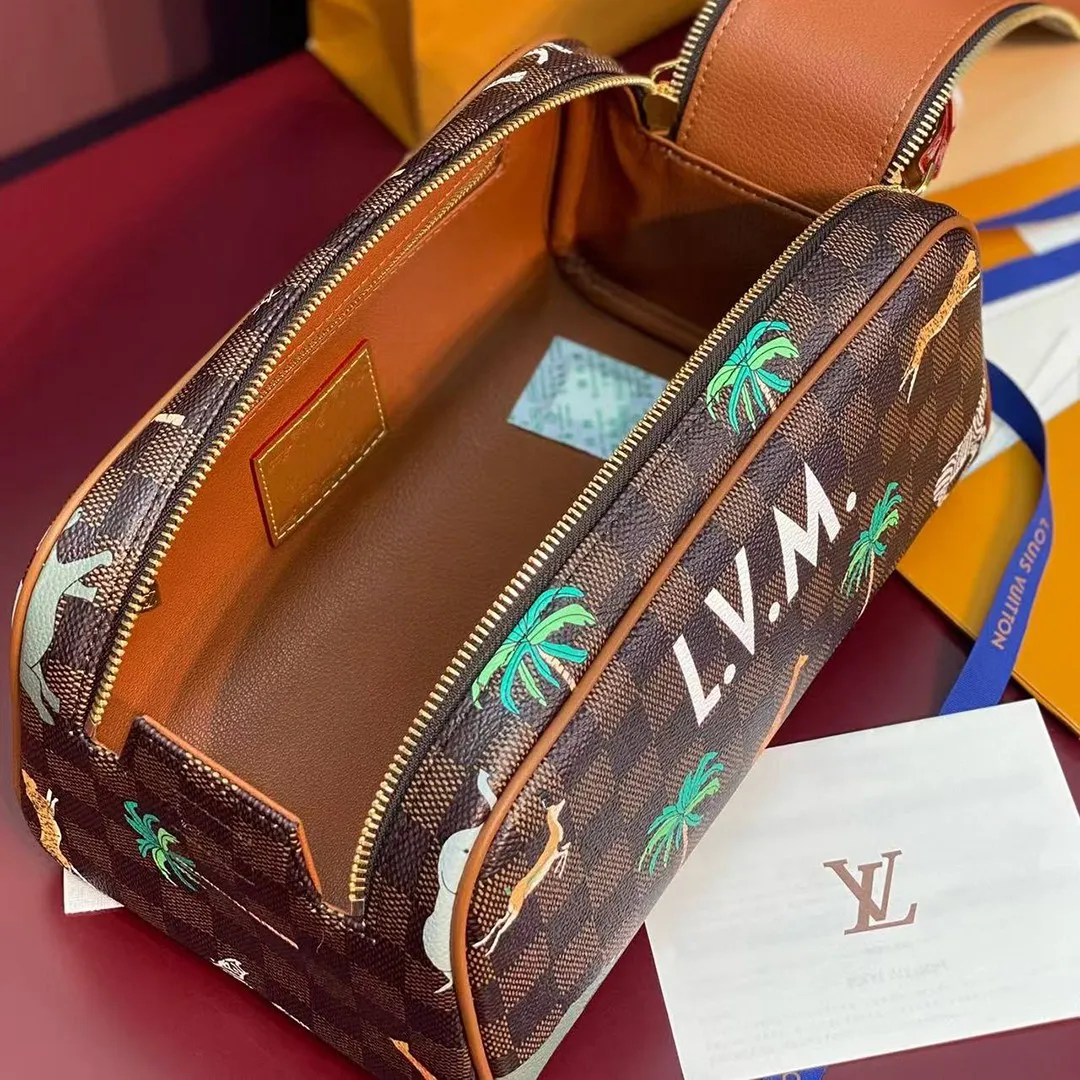 N40889 L.V x The Darjeeling Limited Dopp Kit Canvas Brown Damier Ebene Heritage Coated Canvas