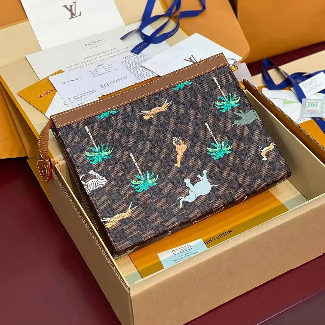 N40897 Pochette Voyage MM x The Darjeeling Limited Brown Damier Ebene Heritage Coated Canvas